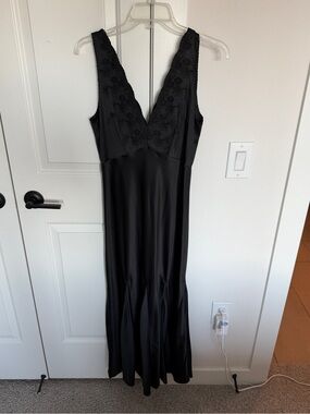 Hunter Bell Elegant Black V-Neck Satin Slip Dress